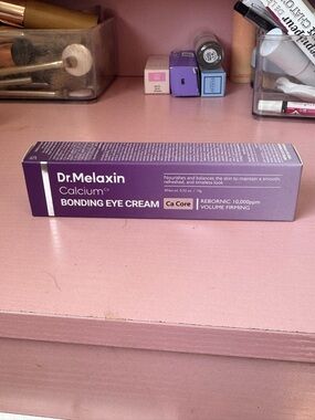 Dr. Melaxin Purple Calcium CX Bonding Eye Cream